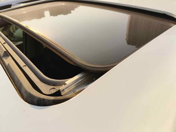 [济南·鲁A] 二手名爵锐腾2015款 1.5TGI TST豪华版