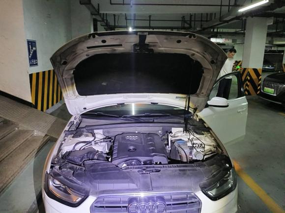[杭州·浙A] 二手奥迪奥迪A4L2013款 35 TFSI 自动标准型