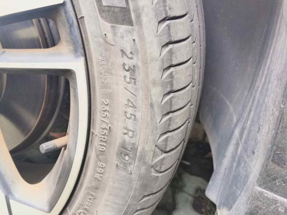 [苏州·苏E] 二手荣威荣威RX5 MAX2022款 2.0T 自动有为尊荣版