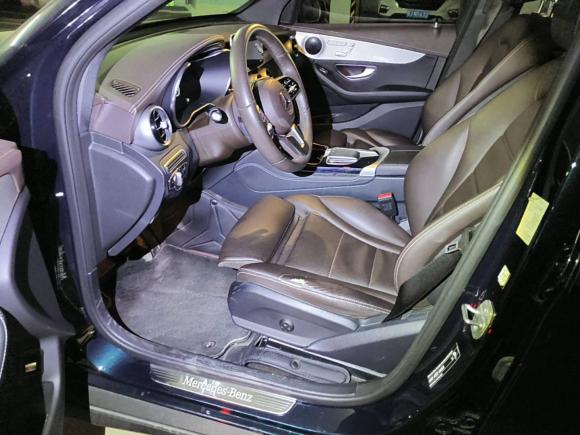 [上海·沪F] 二手奔驰奔驰GLC2021款 GLC 260 L 4MATIC 动感型