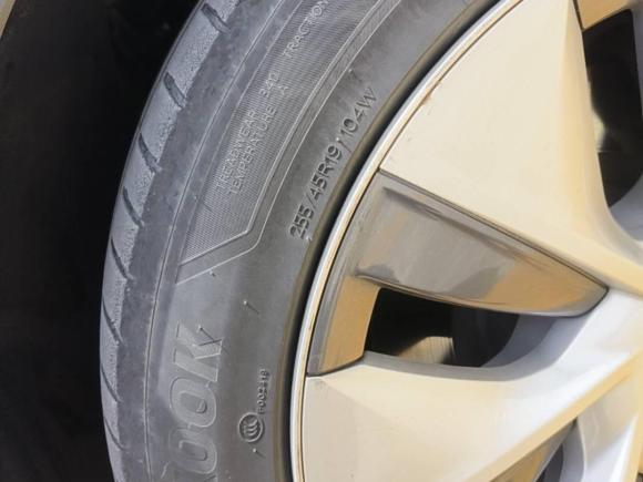 [上海·沪A] 二手特斯拉Model Y2021款 长续航全轮驱动版 3D7