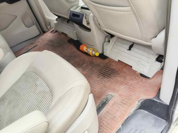 [南京·苏A] 二手大通大通G102018款 PLUS 2.0T 自动精英版