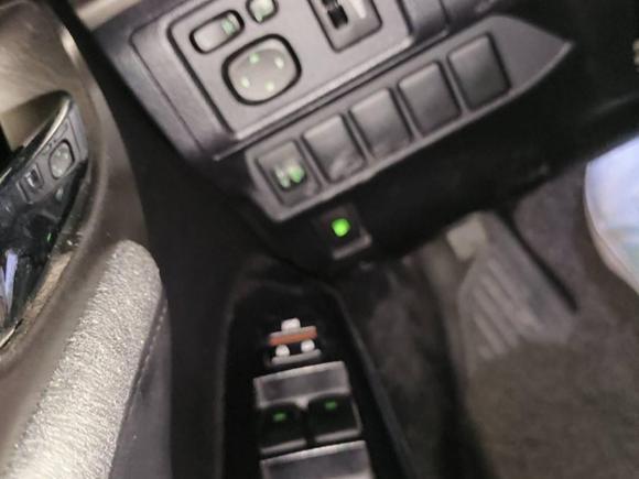 [温州·浙C] 二手雷克萨斯雷克萨斯CT2014款 CT200h 精英版 单色