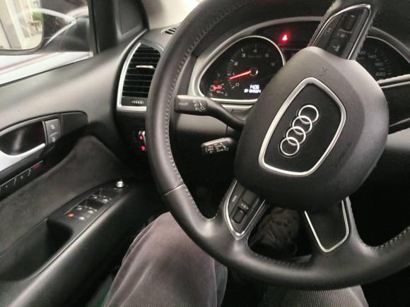 [上海·沪B] 二手奥迪奥迪Q72013款 35 TFSI 进取型