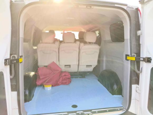 [上海·鲁R] 二手上汽大通MAXUS新途V702023款 2.0T 精英版 手动短轴低顶 5/6座（125Ps）