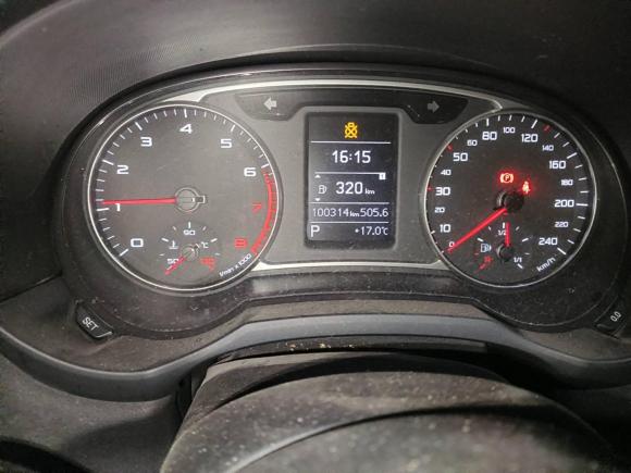 [济南·鲁A] 二手奥迪奥迪A12016款 30 TFSI Sportback Design风尚版
