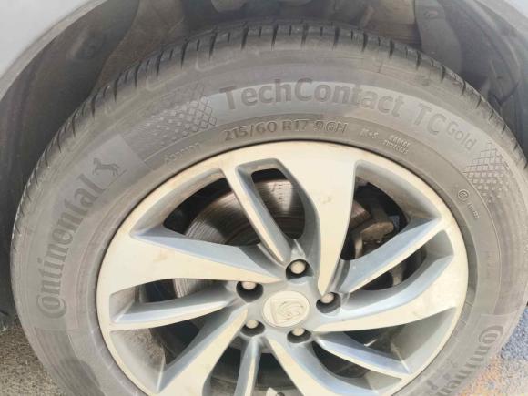 [上海·苏A] 二手宝骏宝骏5602017款 1.5T DCT尊享型