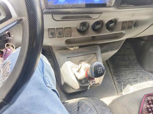 [南通·苏F] 二手江铃特顺2019款 2.8T商运型短轴中顶6座国VI JX493