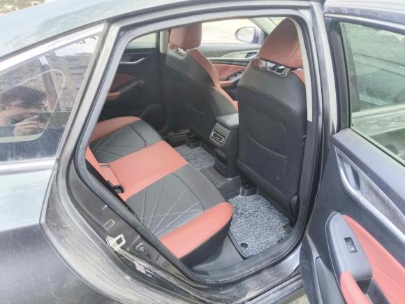 [南京·苏A] 二手长安逸动2023款 畅享版 PLUS 蓝鲸NE 1.4T GDI DCT尊贵版