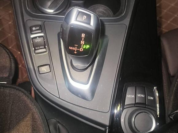 [广州·粤A] 二手宝马宝马3系2018款 320Li 时尚型