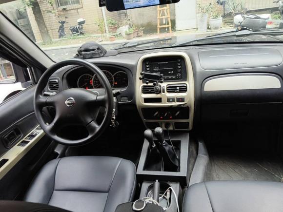 [成都·川G] 二手日产日产帕拉丁2013款 2.4L 两驱标准型 国V