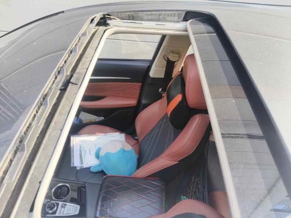 [上海·沪C] 二手长安逸动2023款 畅享版 PLUS 蓝鲸NE 1.4T GDI DCT尊贵版