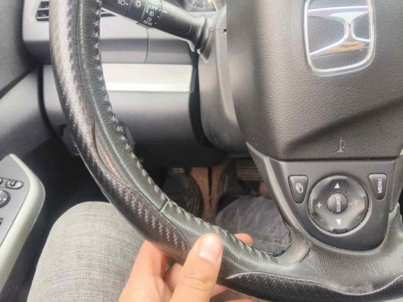 [广州·粤A] 二手本田本田CR-V2013款 2.4L 两驱豪华版