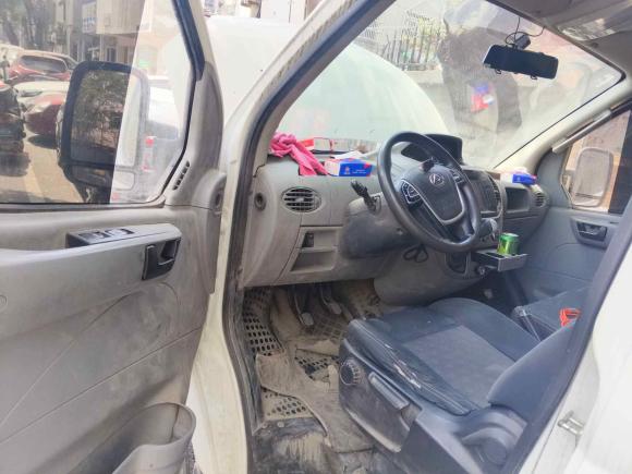 [常州·鲁D] 二手上汽大通MAXUS新途V802019款 2.5T经典款6挡手动傲运通短轴中顶5/6座