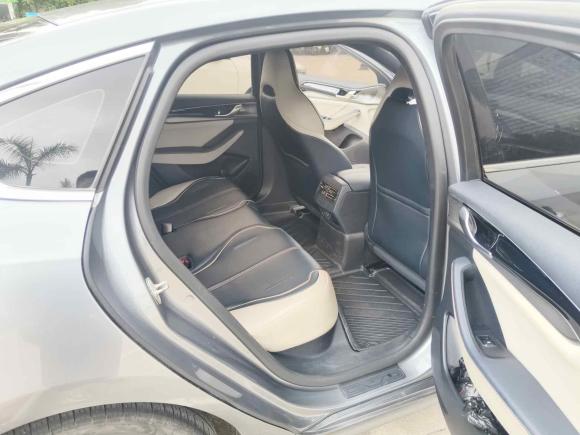 [深圳·粤B] 二手比亚迪秦PLUS2021款 EV 500KM 尊贵型