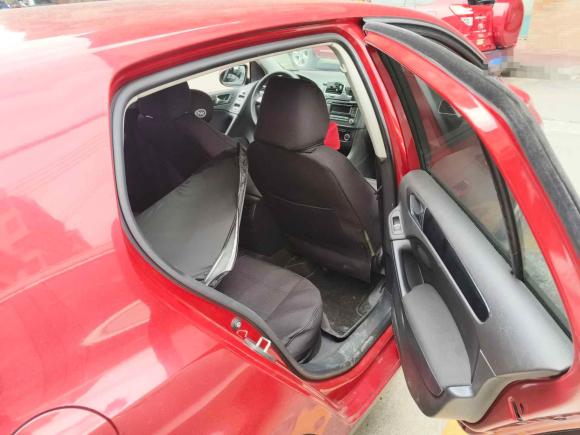 [佛山·粤P] 二手大众高尔夫2011款 1.4TSI 手动舒适型