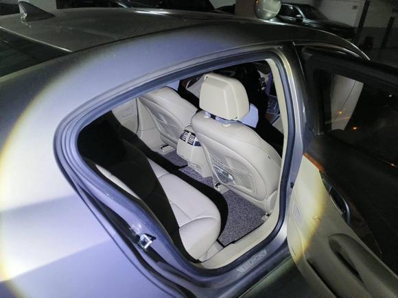 [上海·沪A] 二手别克君越2012款 2.4L SIDI豪华版