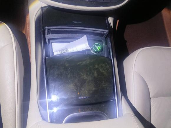 [深圳·川M] 二手奔驰奔驰R级2014款 R 400 4MATIC 商务型