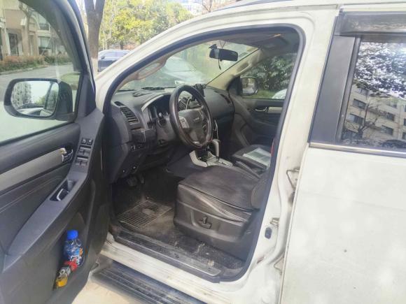 [上海·沪B] 二手五十铃mu-X牧游侠2015款 3.0T 四驱自动尊享型 7座