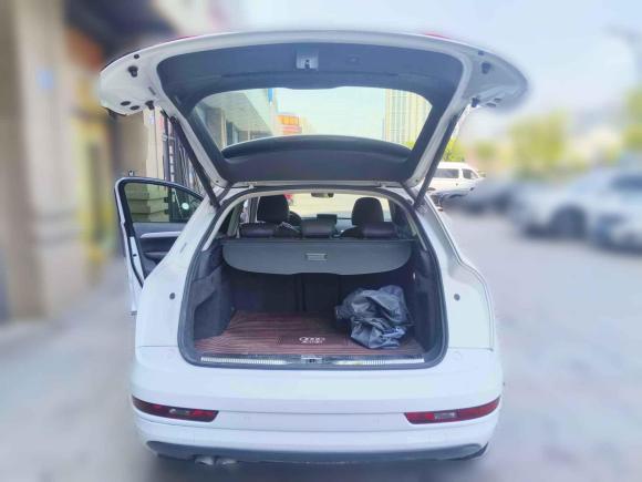 [杭州·浙J] 二手奥迪奥迪Q32017款 30 TFSI 标准型