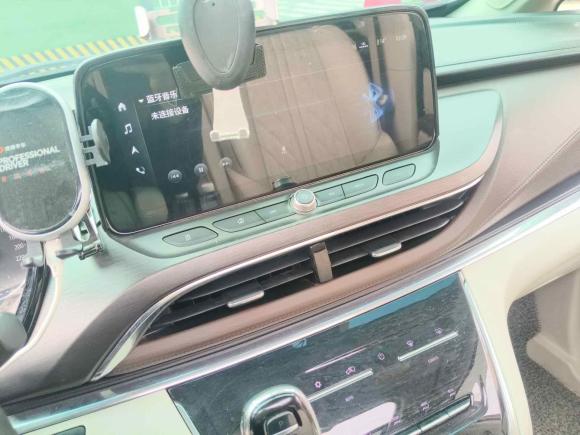 [武汉·鄂A] 二手别克别克GL82022款 陆上公务舱 652T 豪华型