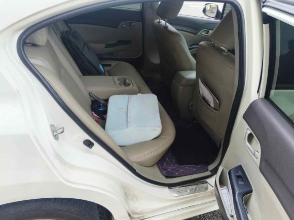 [苏州·苏E] 二手本田思域2013款 十周年纪念 1.8L 自动舒适版