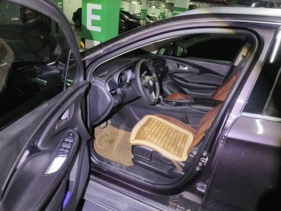 [上海·沪B] 二手别克昂科威Plus2017款 20T 两驱领先型