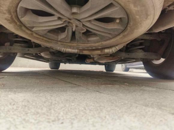 [南京·苏A] 二手现代胜达2013款 2.4L 自动两驱智能型