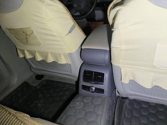 [成都·川A] 二手奥迪奥迪A6L2010款 2.0 TFSI 自动标准型