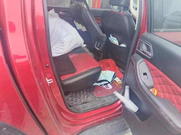 [南通·苏M] 二手长城炮2021款 2.0T乘用全球版自动柴油四驱舒适型标箱拖挂版GW4D20M