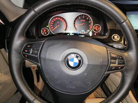 [深圳·粤B] 二手宝马宝马5系2012款 530Li 领先型