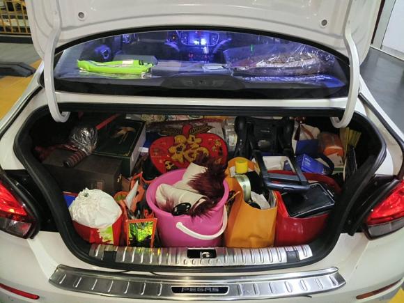 [上海·黑A] 二手起亚焕驰2017款 1.4L 手动智享版Value