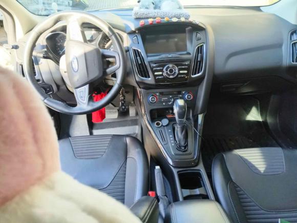 [无锡·苏E] 二手福特福克斯2015款 两厢 1.6L 自动风尚型