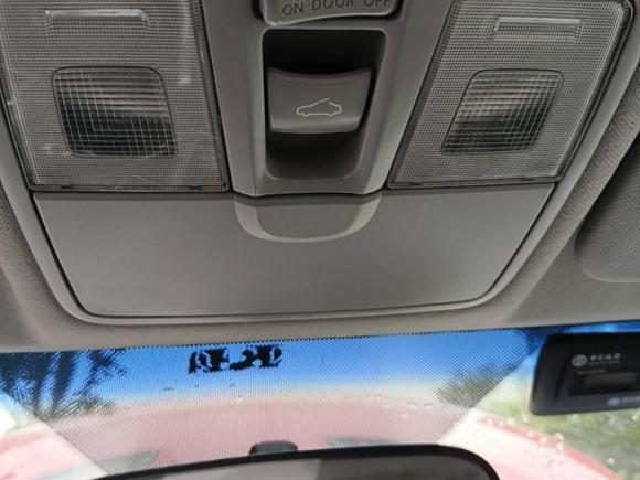 [成都·川A] 二手现代Veloster飞思2011款 1.6L 手动豪华版