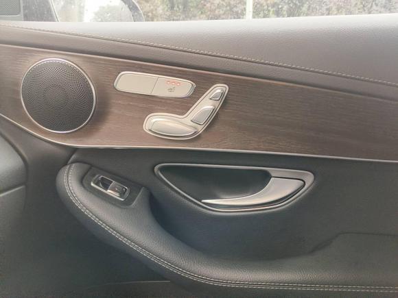 [上海·沪B] 二手奔驰奔驰GLC2022款 改款 GLC 300 L 4MATIC 动感型