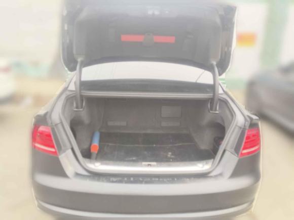 [青岛·鲁U] 二手奥迪奥迪A82013款 A8L 45 TFSI quattro舒适型