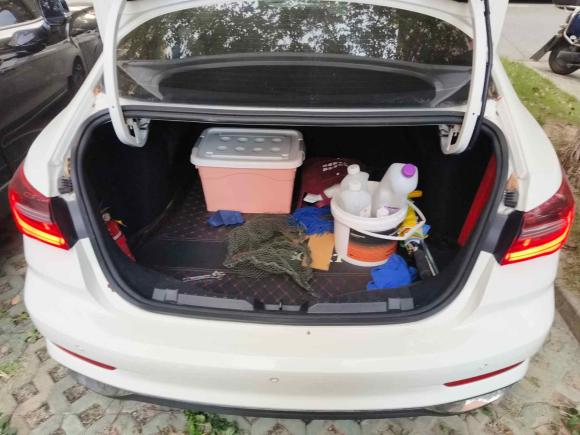 [上海·沪M] 二手福特福睿斯2021款 1.5L 自动钻石版