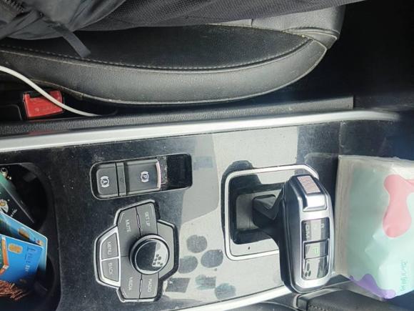 [杭州·浙D] 二手哈弗哈弗H62018款 红标 运动版 1.5T 自动两驱精英型