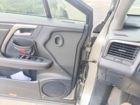 [上海·沪E] 二手雷克萨斯雷克萨斯RX2016款 300 两驱精英版 国VI