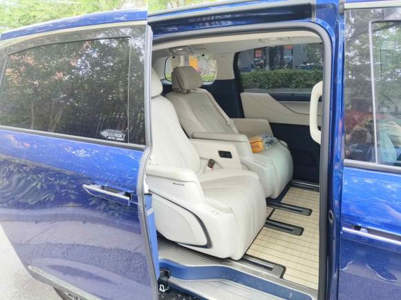 [上海·沪A] 二手别克别克GL8新能源2024款  陆尊 奢享版 7座