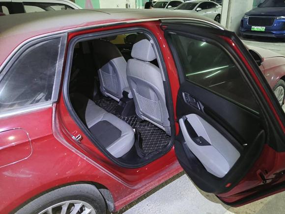 [深圳·粤B] 二手奥迪奥迪A32018款 30周年年型 Sportback 35 TFSI 时尚型