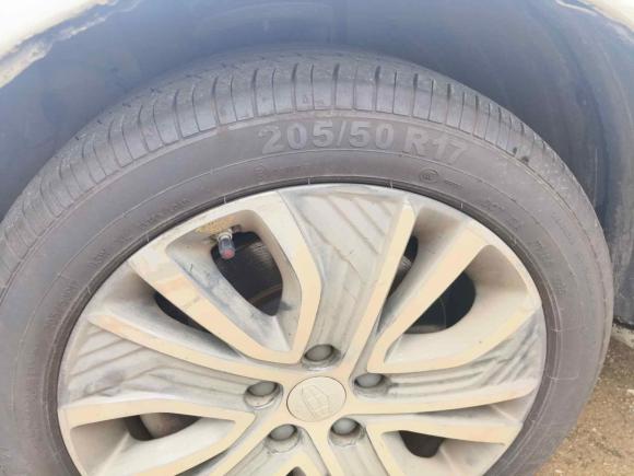 [武汉·鄂A] 二手吉利汽车帝豪新能源2018款 EV450 进取型