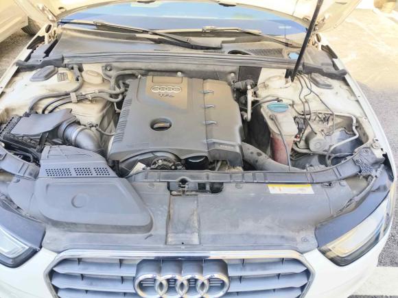 [无锡·苏B] 二手奥迪奥迪A4L2016款 30 TFSI 典藏版 自动舒适型