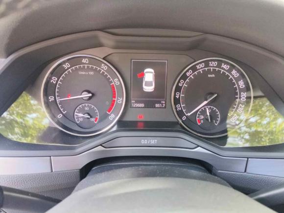 [广州·粤A] 二手斯柯达速派2016款 TSI330 DSG创行版