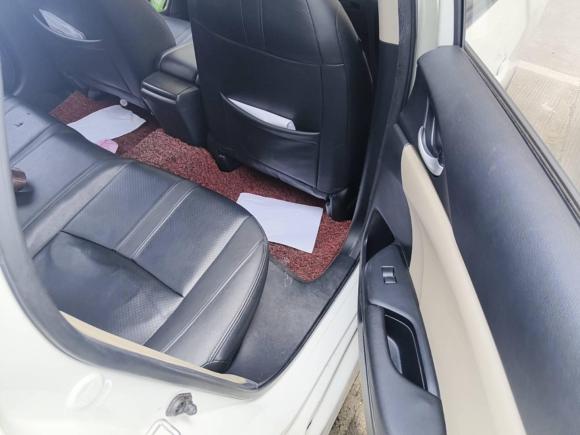 [深圳·粤B] 二手本田思域2016款 180TURBO CVT舒适版