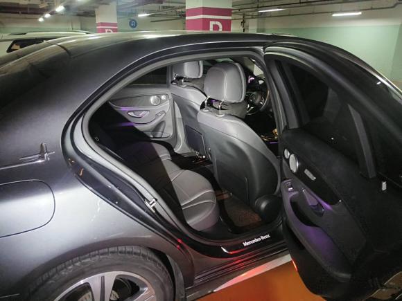 [上海·沪B] 二手奔驰奔驰C级2019款 改款 C 260 L 运动版