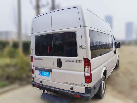 [常州·苏D] 二手东风御风御风2018款 2.5T物流车A100长轴高顶5-9座国V ZD25