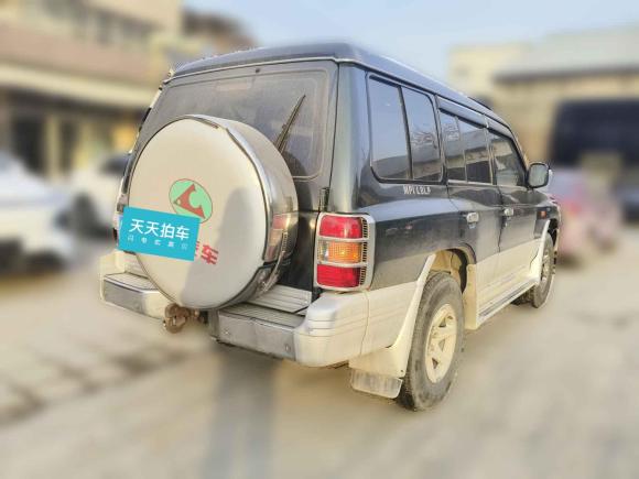 [济南·鲁A] 二手猎豹汽车黑金刚2009款 2.4L 手动四驱