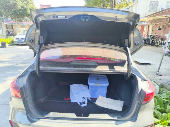 [上海·渝A] 二手长安逸动2021款 PLUS 蓝鲸NE 1.4T GDI DCT尊贵型