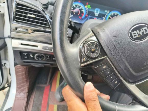 [上海·沪A] 二手比亚迪唐新能源2015款 2.0T 四驱旗舰型